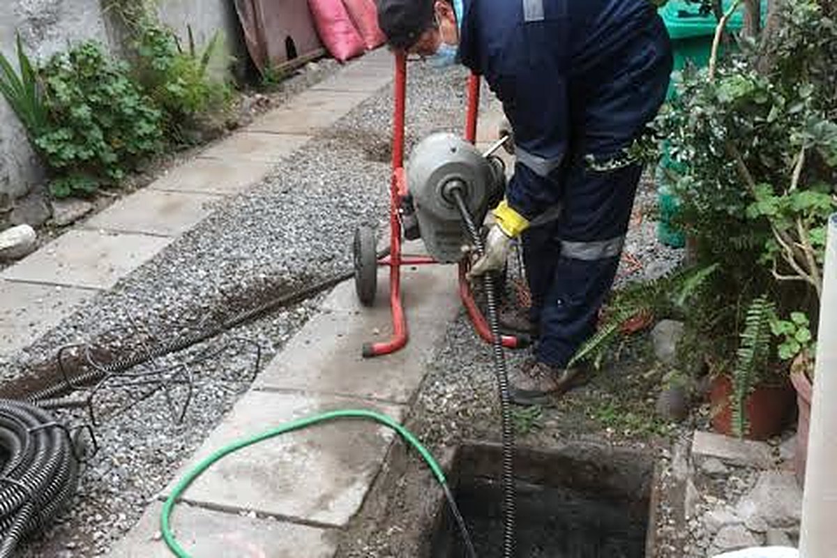 Destape de cámara en La Pintana con máquina eléctrica